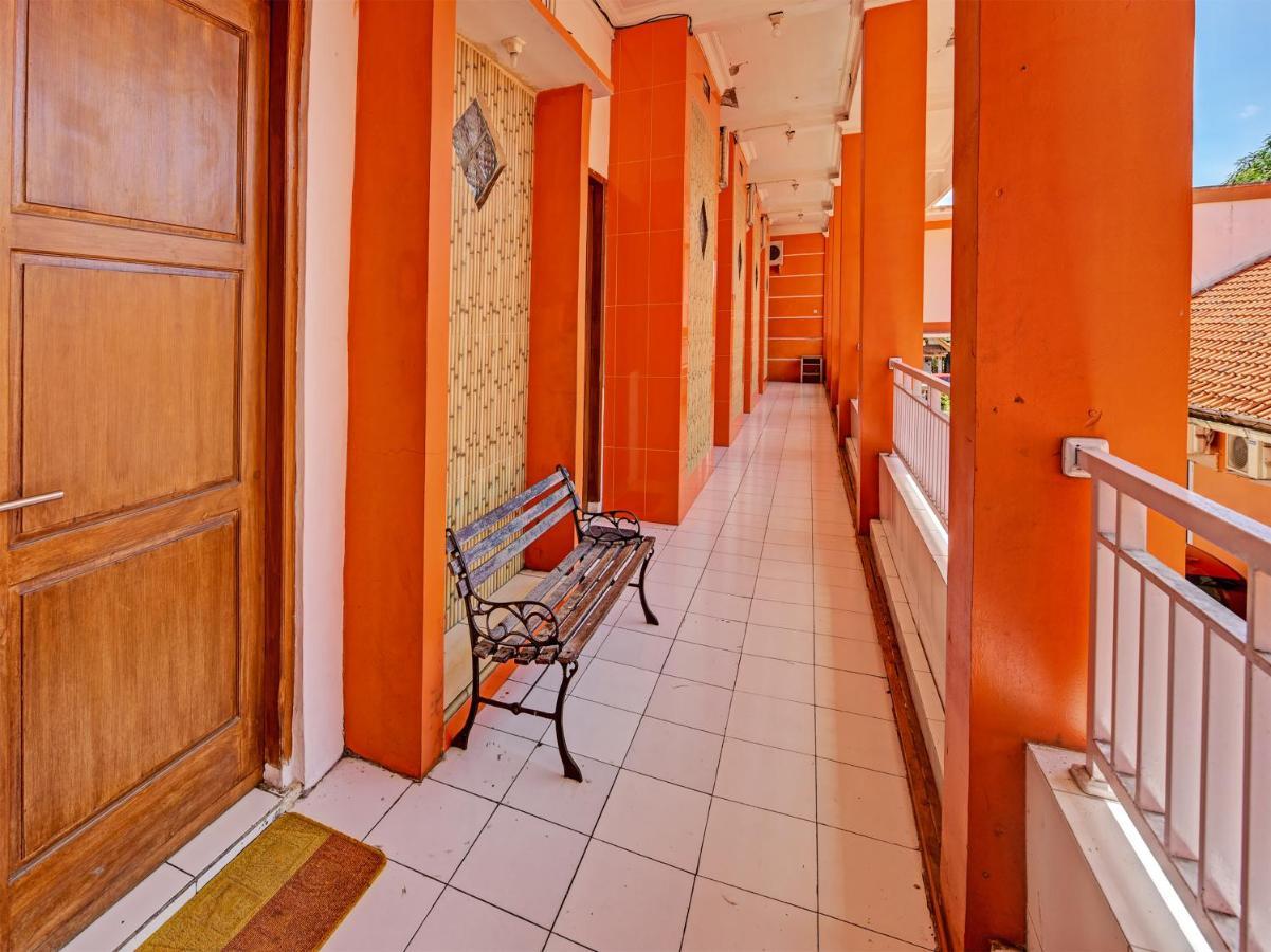 Collection O 91489 Hotel Tanjung Permata Cilacap Exterior foto
