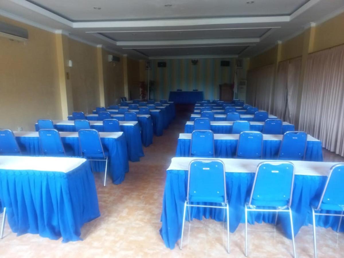 Collection O 91489 Hotel Tanjung Permata Cilacap Exterior foto